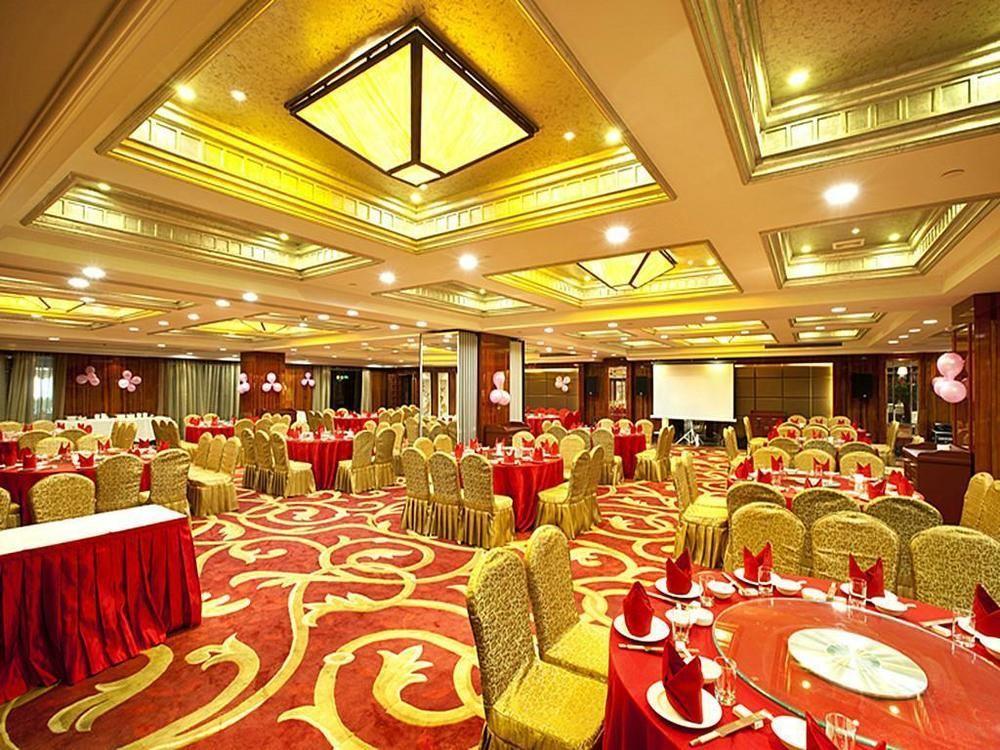 Friend Hotel Shanghai Exterior foto